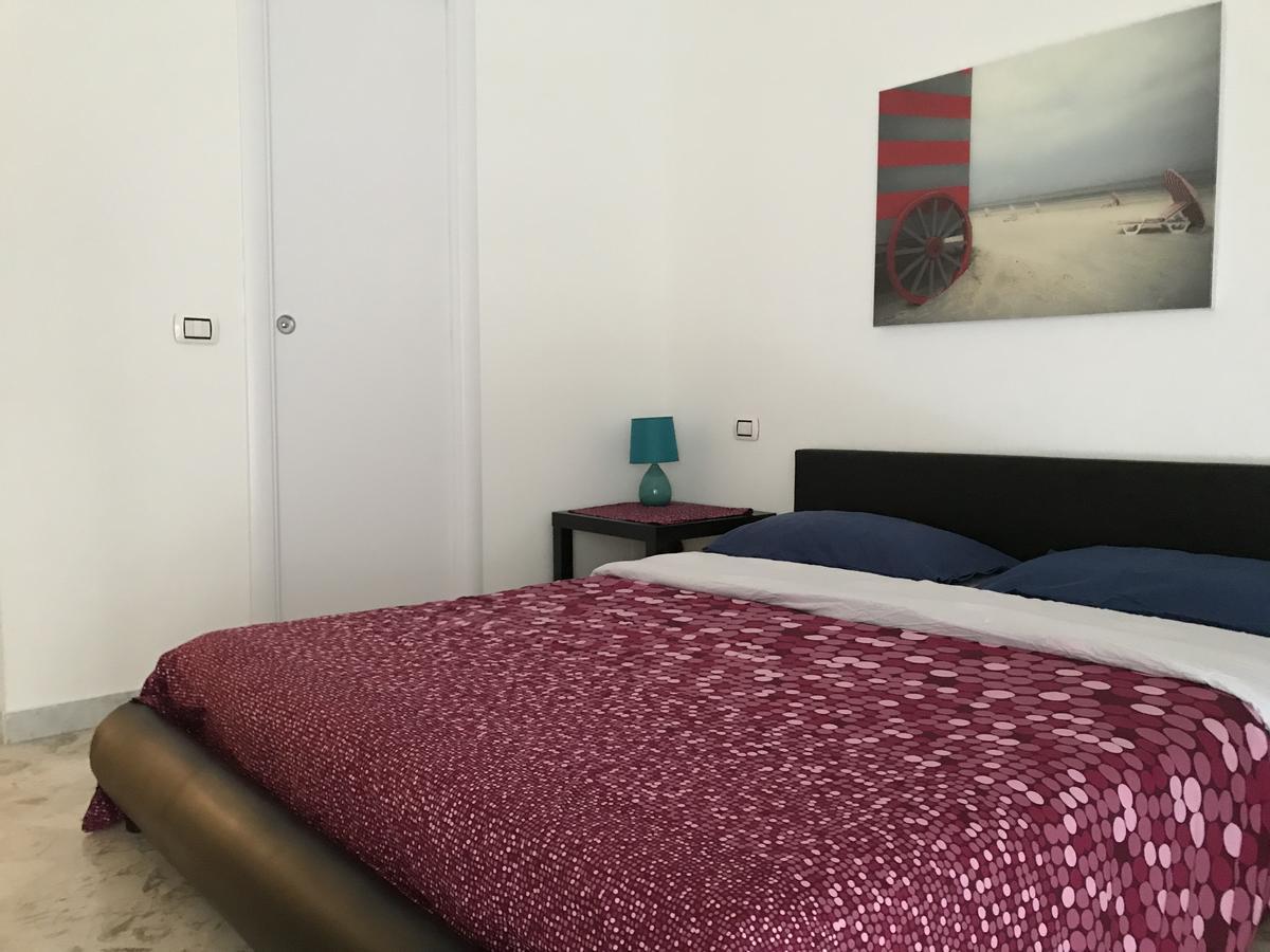 Cavour 124 -Guest-Room- Bari Exteriér fotografie