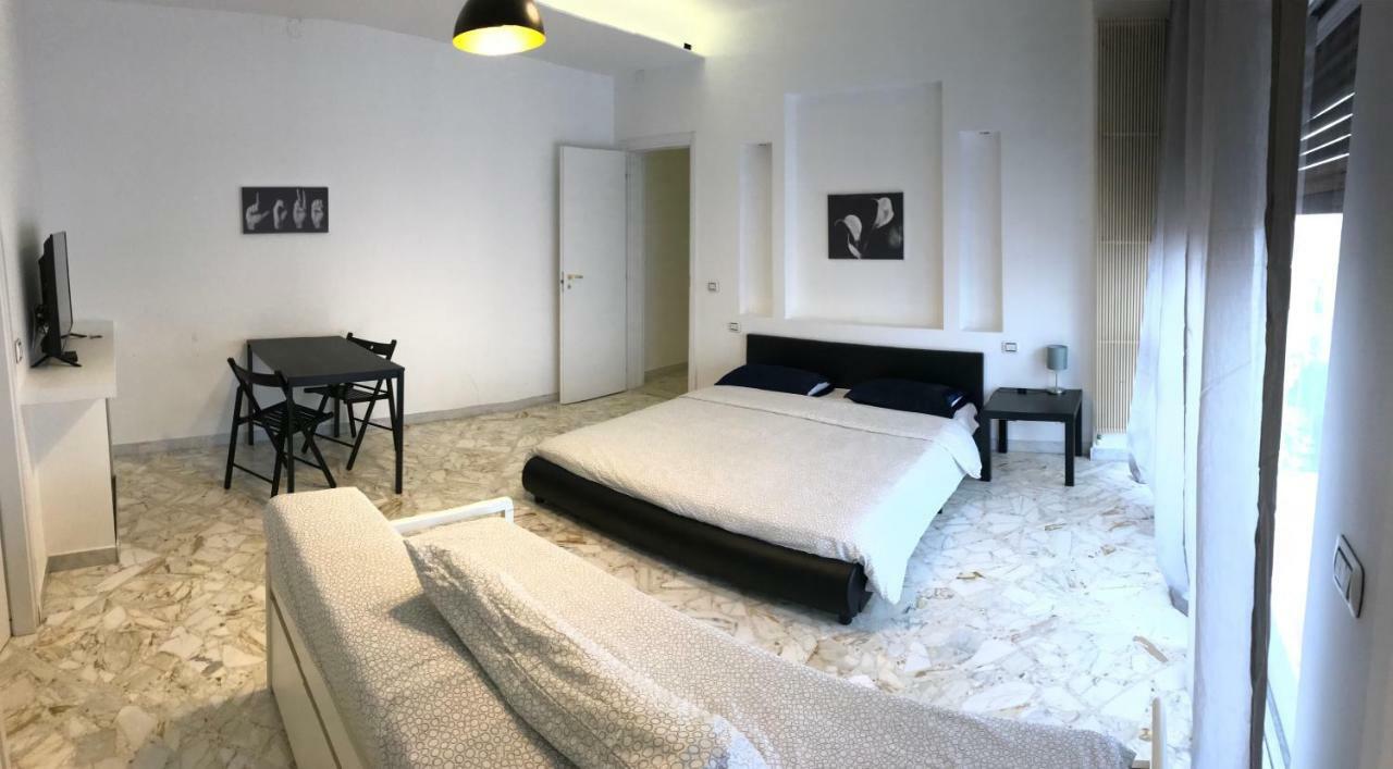 Cavour 124 -Guest-Room- Bari Exteriér fotografie